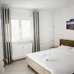 Cozyapartment Near Metrogorjului Lejlighed Bukarest