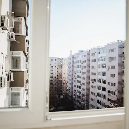 Cozyapartment Near Metrogorjului アパート