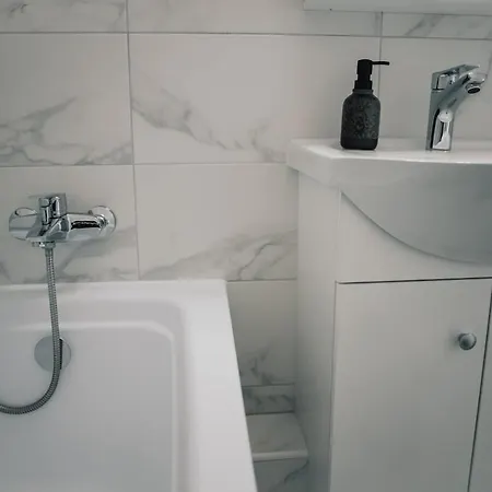 Cozyapartment Near Metrogorjului