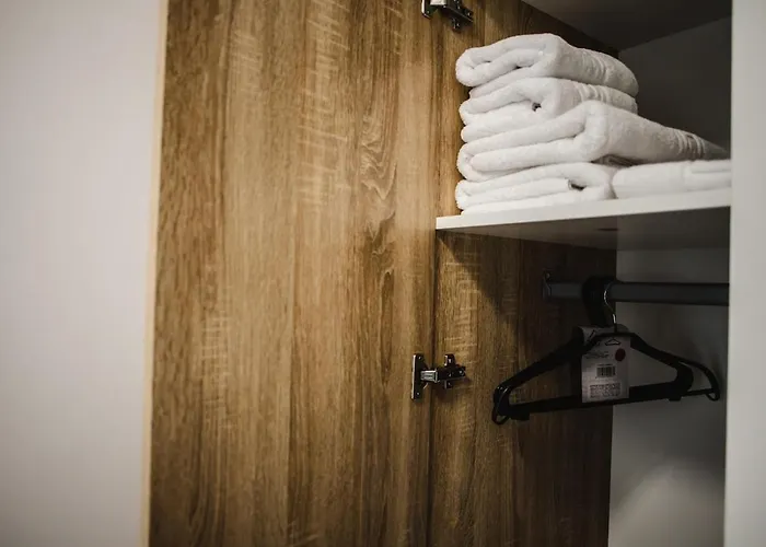 Cozyapartment Near Metrogorjului *