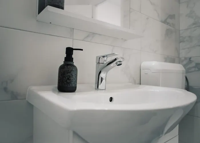 Cozyapartment Near Metrogorjului * Бухарест