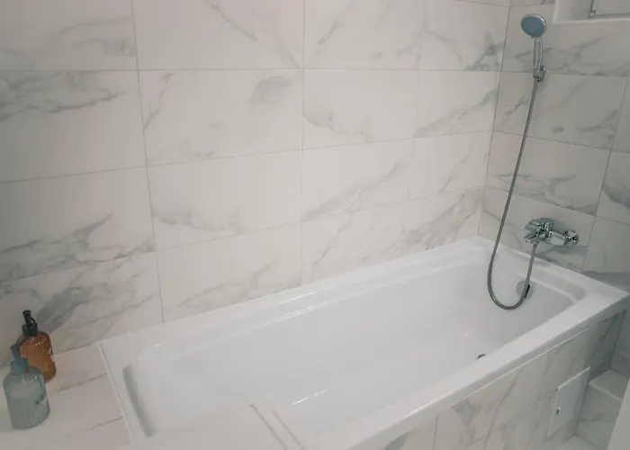 Daire Cozyapartment Near Metrogorjului *