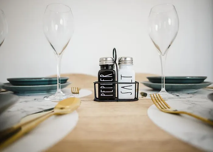 Cozyapartment Near Metrogorjului Апартаменти