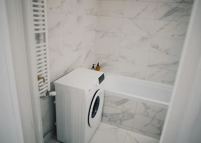 Cozyapartment Near Metrogorjului *