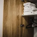 Cozyapartment Near Metrogorjului *