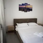 Cozyapartment Near Metrogorjului Bucureşti