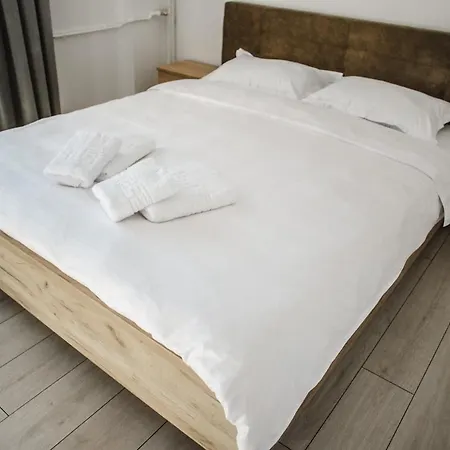 Cozyapartment Near Metrogorjului