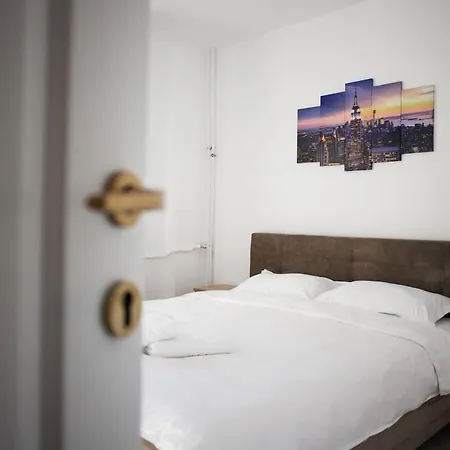 Cozyapartment Near Metrogorjului * Bucharest