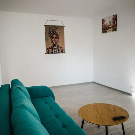 Apartment Cozyapartment Near Metrogorjului *